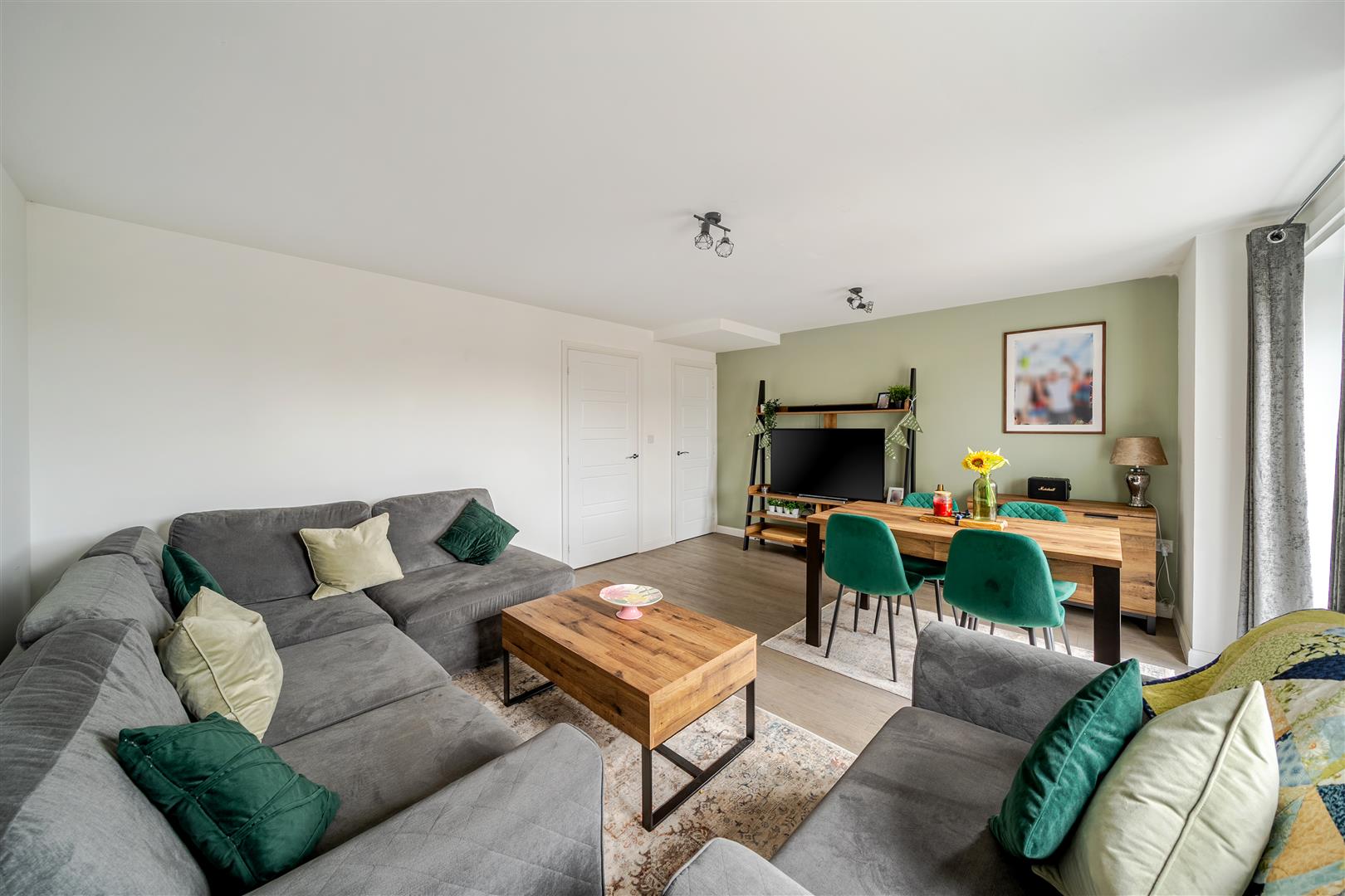 Heol Pentre Bach, Gorseinon, Swansea, SA4 4AU